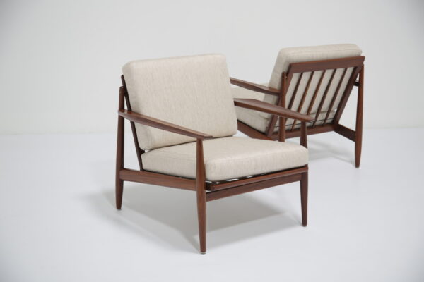 Vintage Pair of Danish Teak Lounge Chairs by Arne Vodder for Glostrup, 1950s.