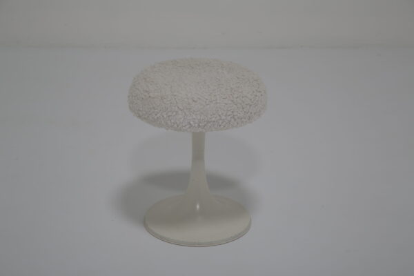 Vintage White Boucle Arkana Tulip Style Stool, 1960s.