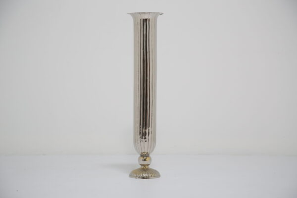 Vintage American Medium-Tall Ribbed Trumpet Flute Vase, 1950s.