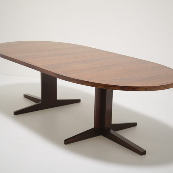Vintage Danish Rosewood Extending 8 Seater Dining Table by Dyrlund, 1960s.