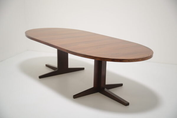 Vintage Danish Rosewood Extending 8 Seater Dining Table by Dyrlund, 1960s.