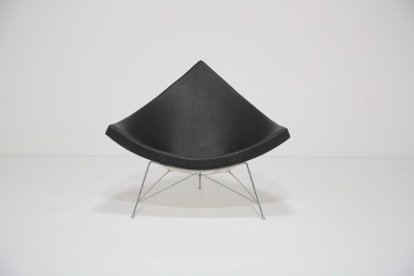 Iconic Black Leather and Fiberglass Lounge Chair 'Coconut' by George Nelson for Vitra