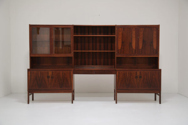 Poul Hundevad: Mid-Century Modular Wall Unit & Desk in Brazilian Rosewood, Denmark, 1960s