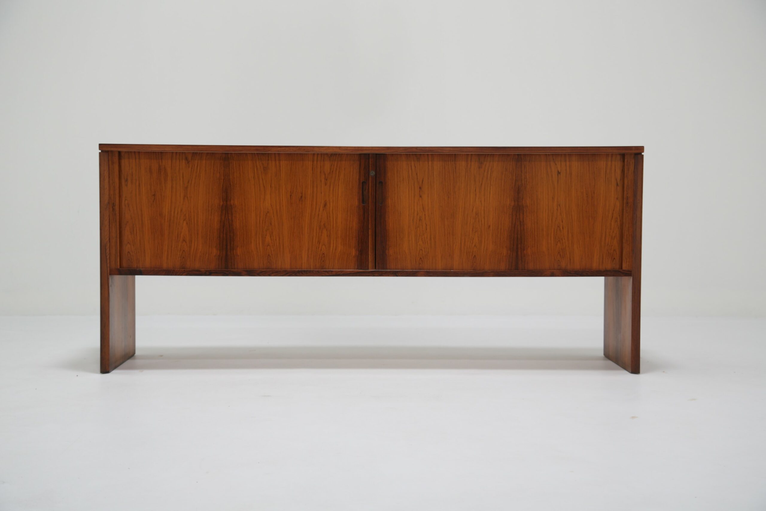 Mid-Century Rosewood Collectors Vinyl Storage Sideboard Unit 10