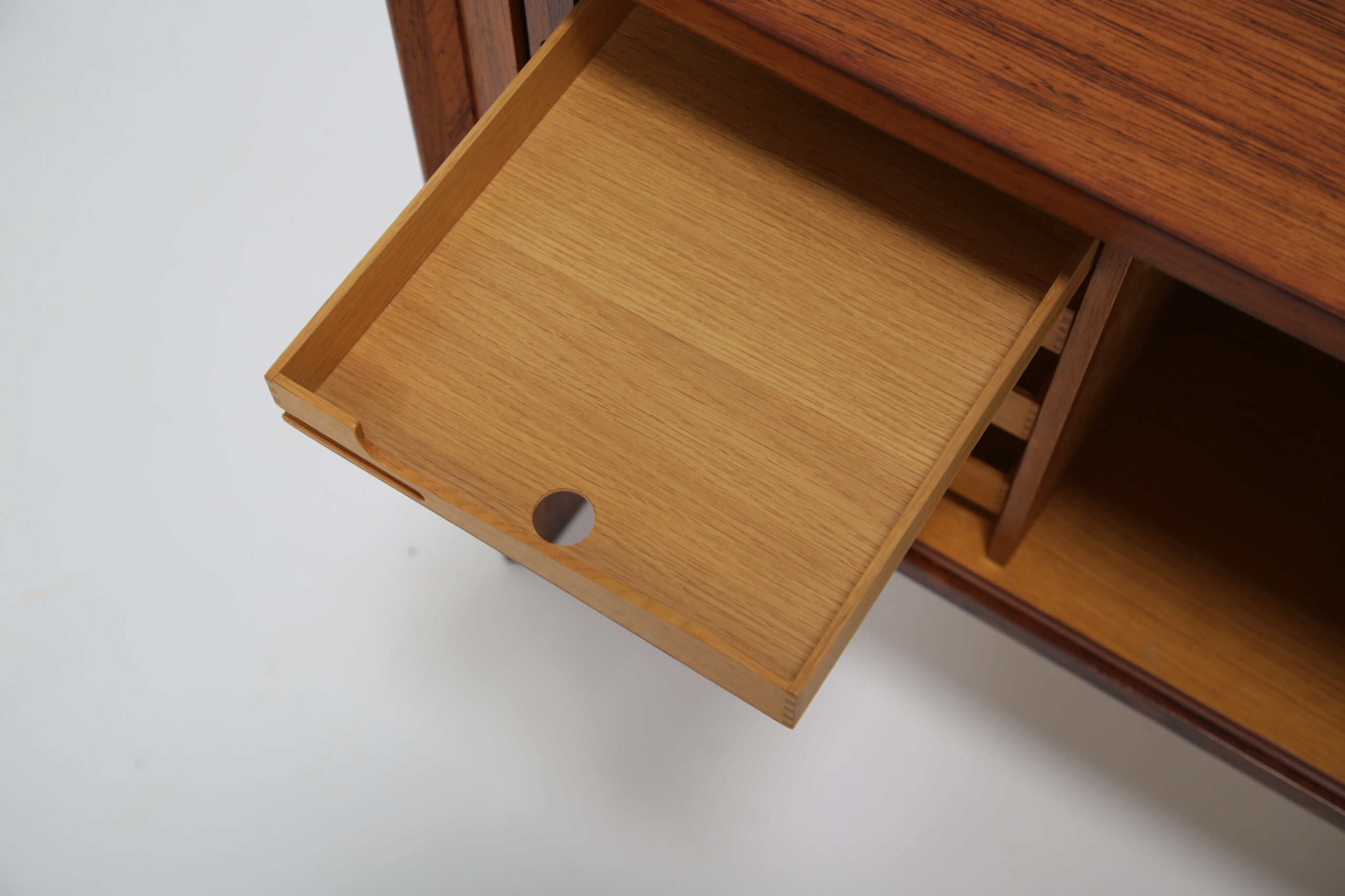 Mid-Century Rosewood Collectors Vinyl Storage Sideboard Unit 14