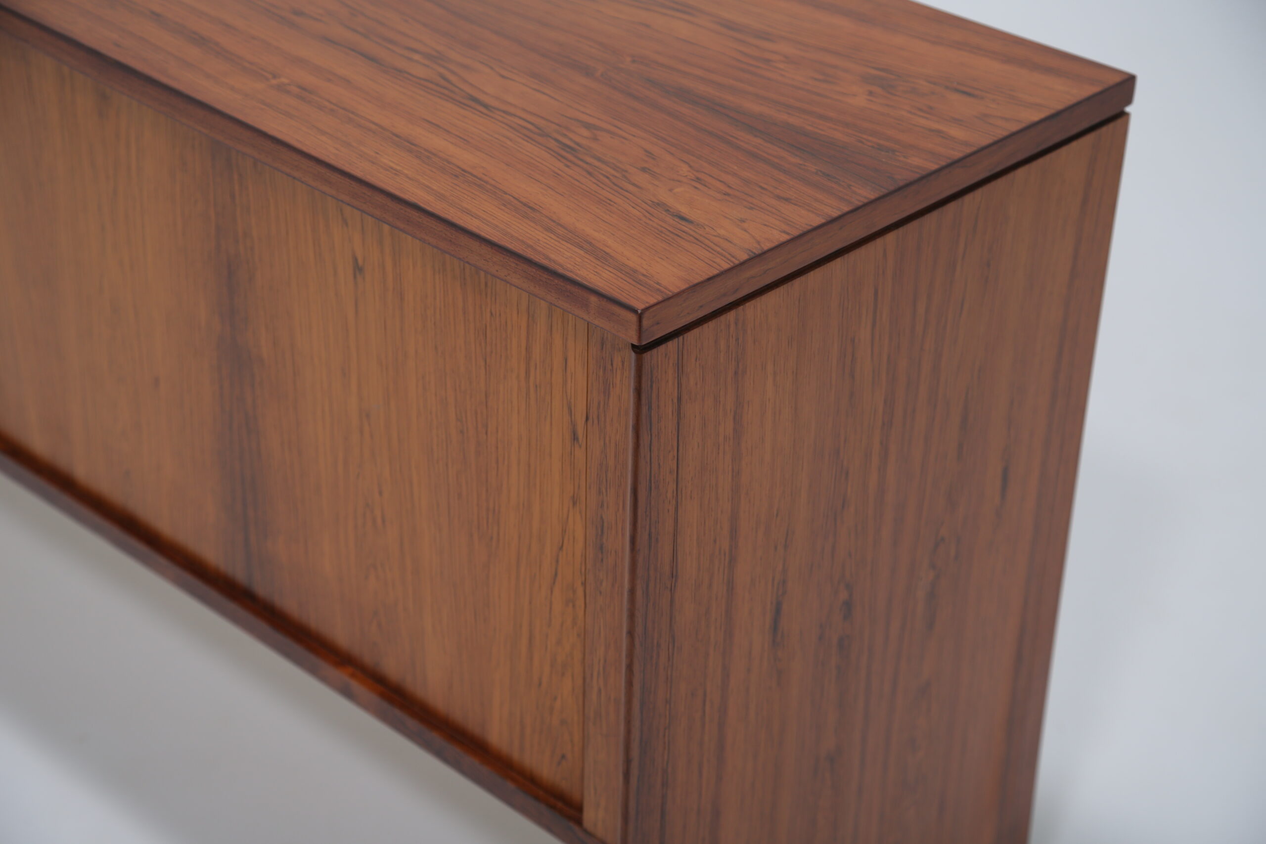 Mid-Century Rosewood Collectors Vinyl Storage Sideboard Unit 1