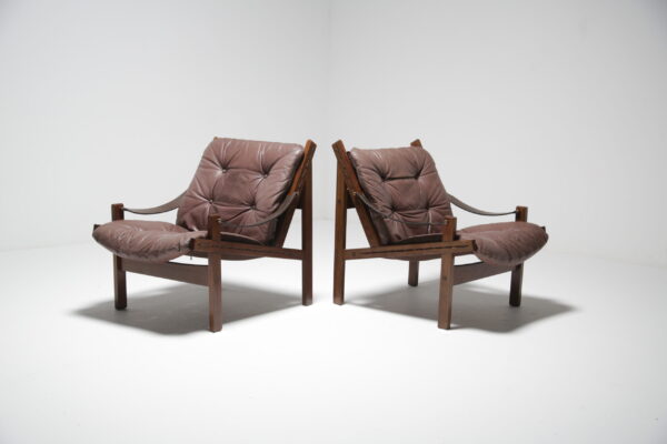 Vintage Pair of Brown Leather "Hunter" Armchairs by Torbjorn Afdal for Bruksbo, Norway, 1960s.