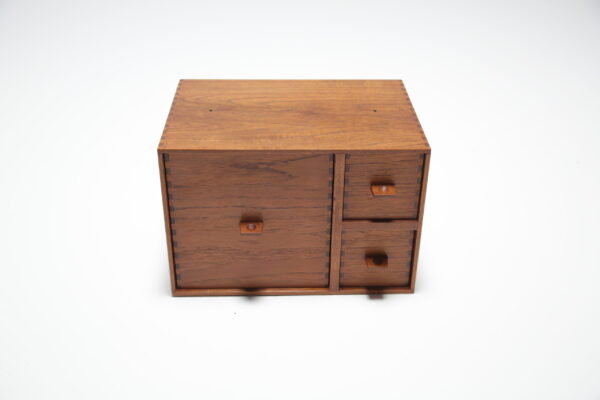 Wall Mounted Drawer Unit by Uno & Östen Kristiansson for Luxus, Sweden, 1960s.