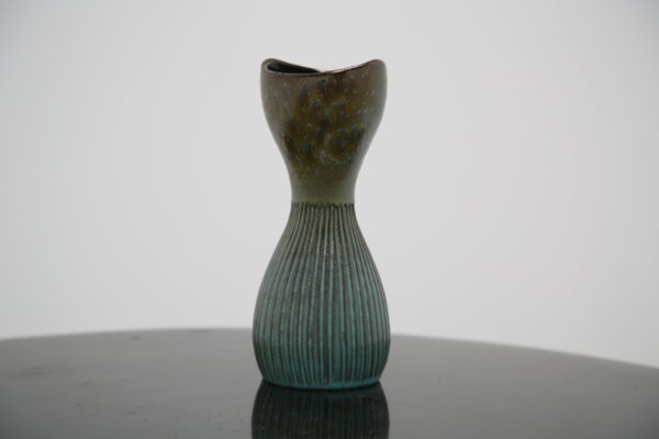 Vintage Glazed Stoneware Vase "Palma" by Hjordis Oldfors for Upsala-Ekeby, Sweden, 1950s.