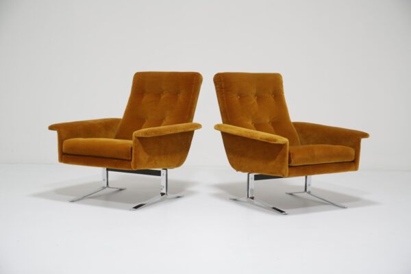 Vintage Pair of Velvet Lounge Armchairs by Guy Rodgers, 1970s.