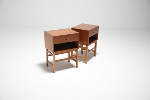 Vintage Pair of Teak and Oak Bedside Tables, Sweden, 1960s.