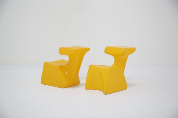 Luigi Colani 'Zocker' Chair: Iconic Space Age Children's Desk & Play Seat, Germany, 1971